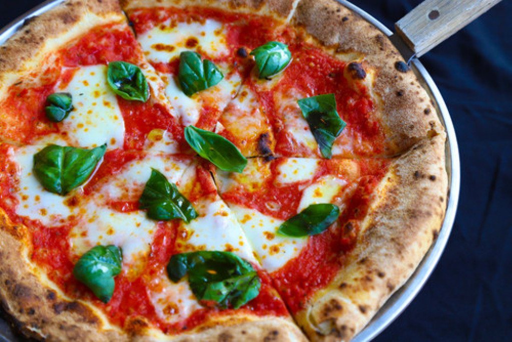 Margherita pizza